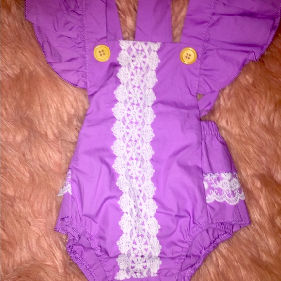 6/9 months boutique NEW baby romper - Picture 1 of 2